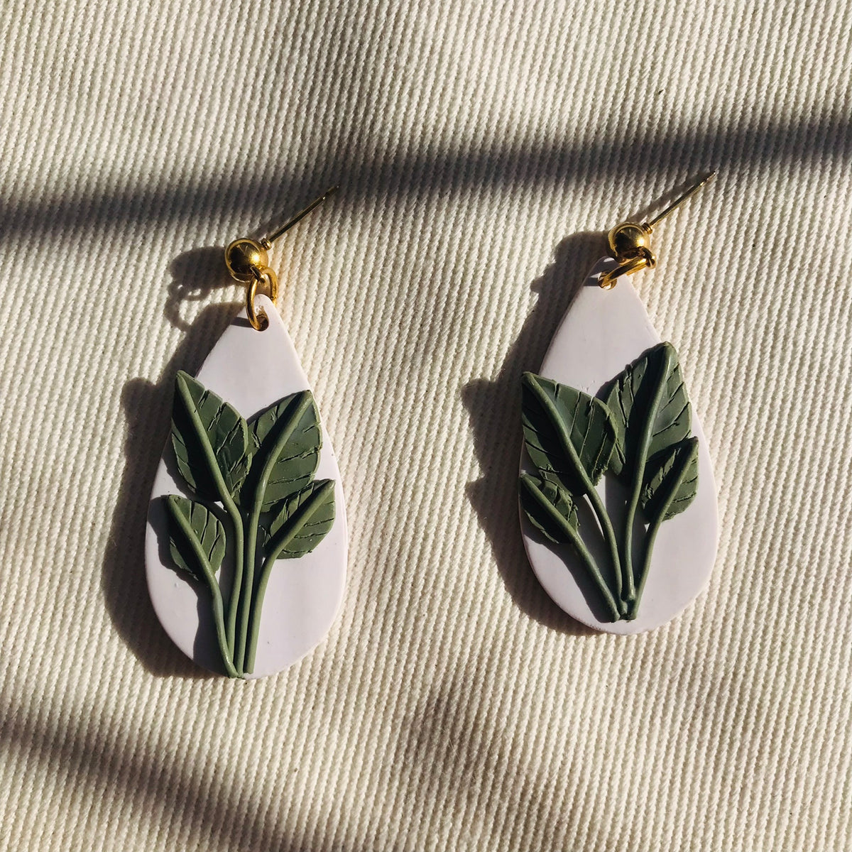 Leaf Me Be Earrings